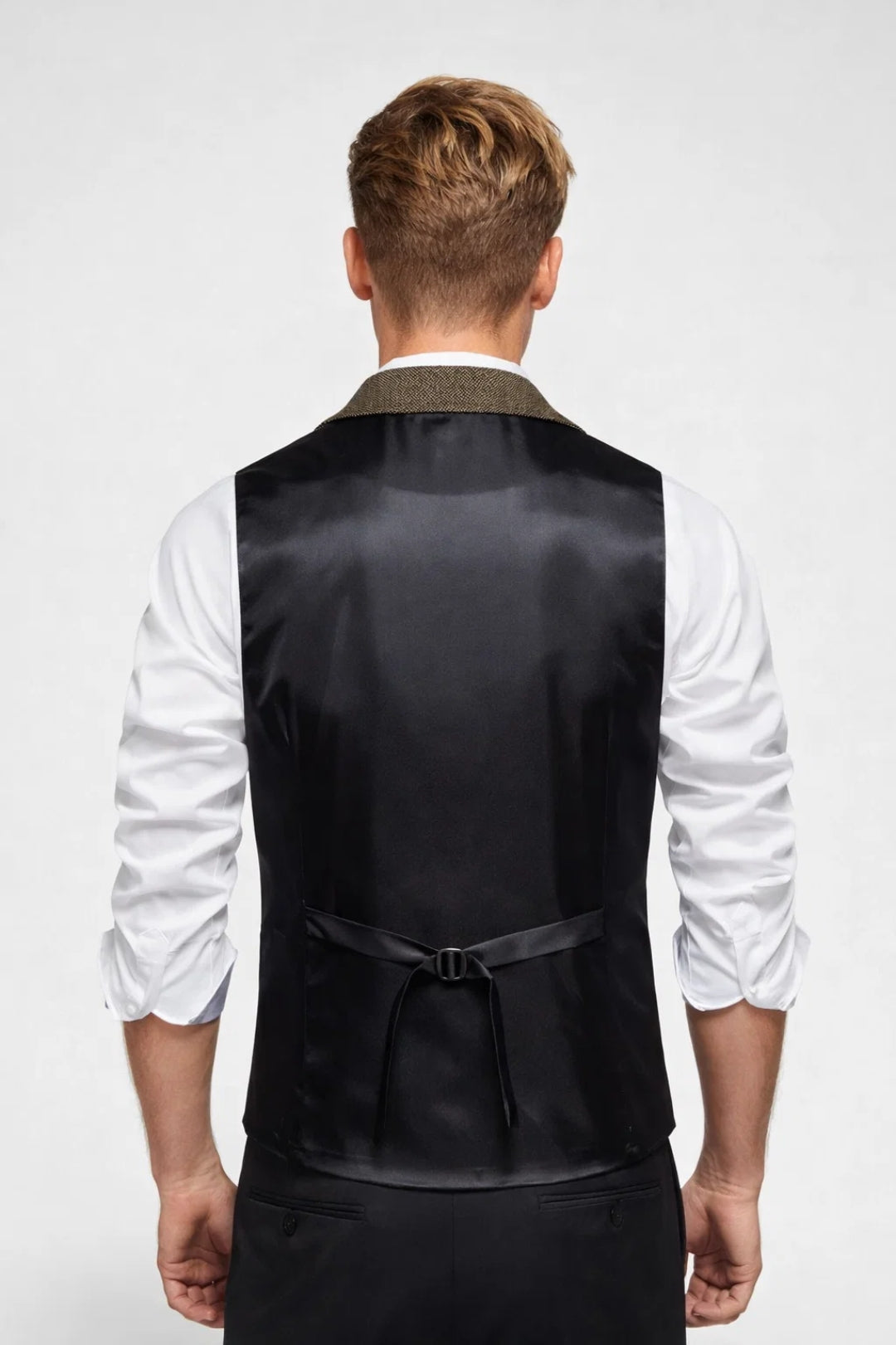 Men's Fitted Waistcoat with Lapel Collar and Chain Detail 3